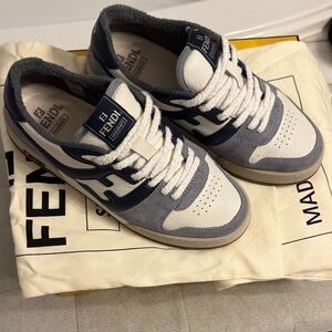 Fendi Men's Navy and White Sneakers US size 9